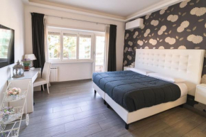 Отель RomAntic Dreams Guest House  Рим